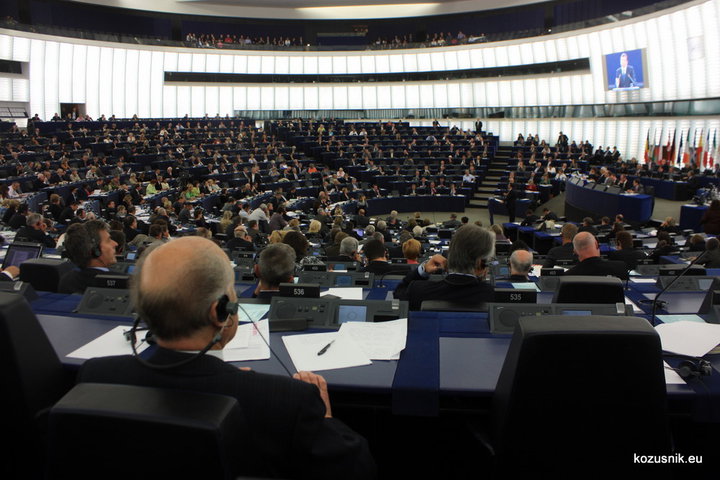 Schválí Evropský parlament nové daně?