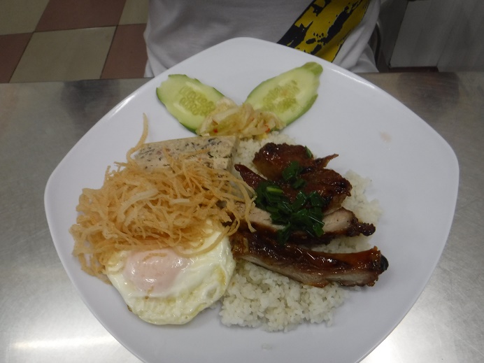Marinová žebírka s rýží, chlouba Nha Trang