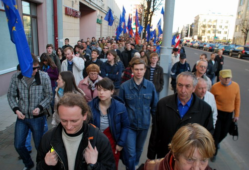 Pochod ulicemi Minsku