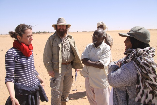 Návštěva súdánských restaurátorů při diskusi o konzervačních postupech našich nejnovějších objevů.